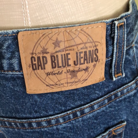 GAP Classic Fit Women’s Ankle Jeans - Picture 3 of 8